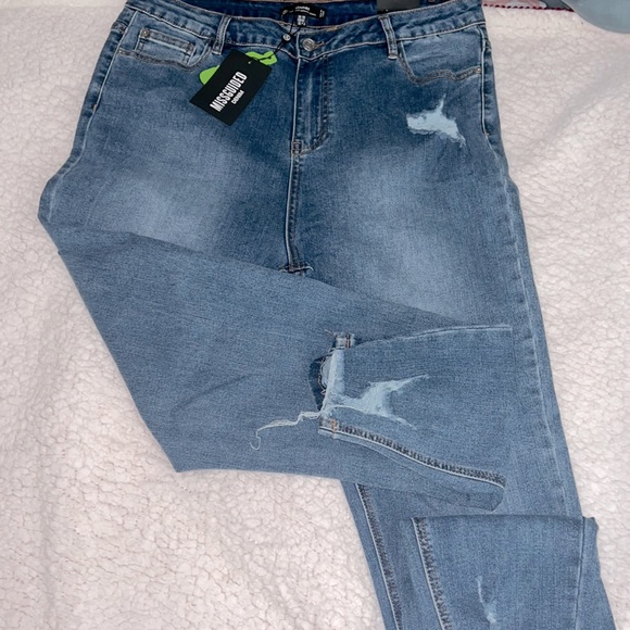 Ripped Skinny Jeans - Picture 1 of 1